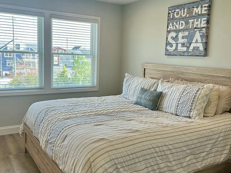 127 Dewey Dr — Photo 18