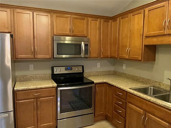 5th image of 301 Northbrook Dr #307