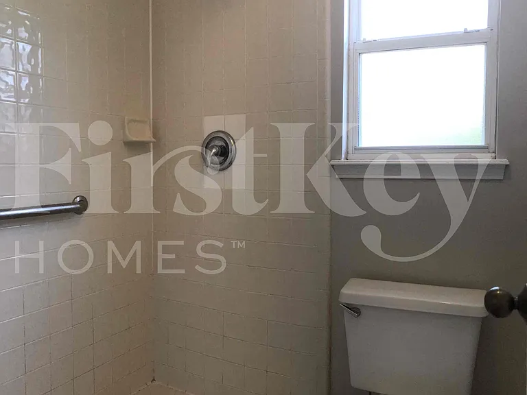 7852 Catskills Ct — Photo 21