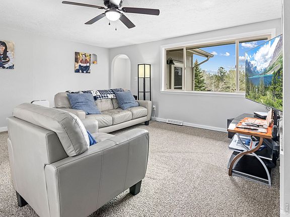 5th image of 1036 Tranquil Ln