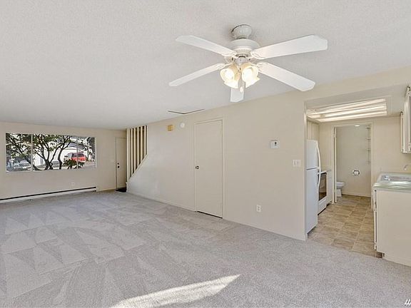 3rd image of 302 Bedrock Dr APT B