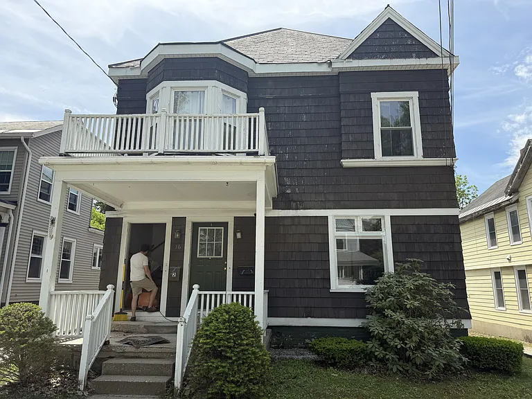 16 Madison St #1 — Photo 17
