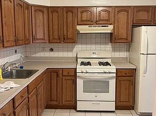 211-14 41st Ave #2, Bayside, NY 11361