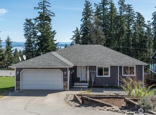 1057 Coho Ln, Camano Island, WA 98282
