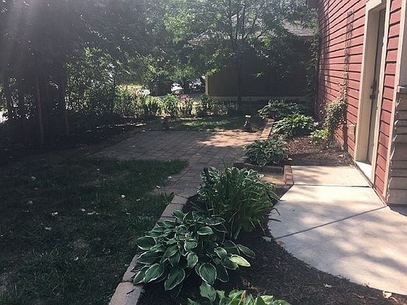 2nd image of 2280 8th St