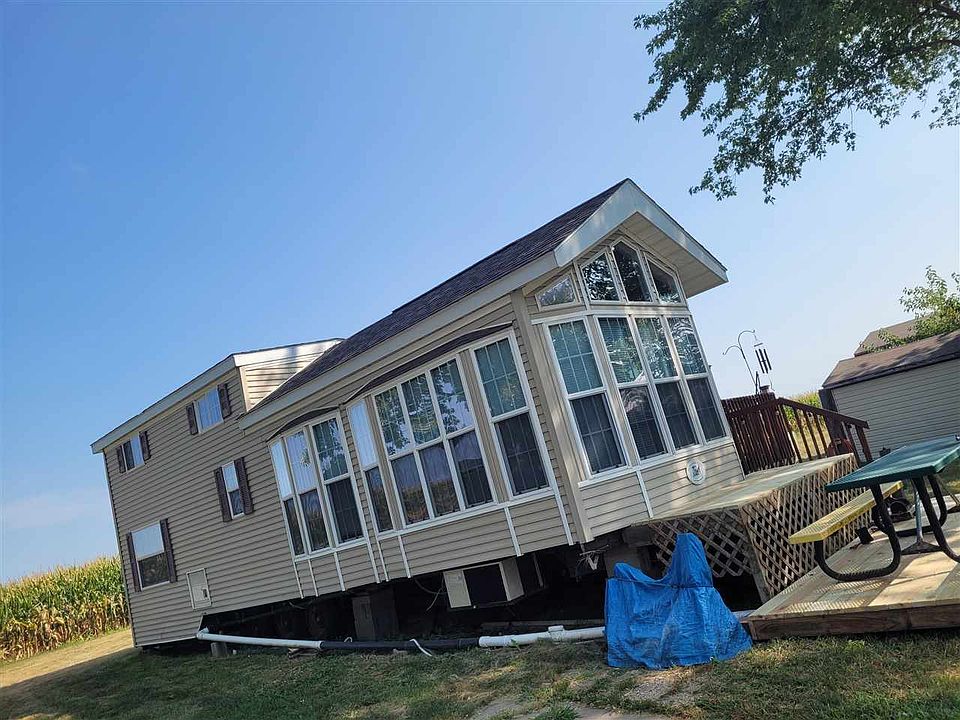 3340 Black Hawk Ave NW LOT 513, Oxford, IA 52322 Zillow