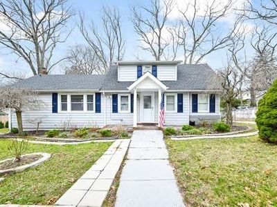 120 Lower Rocky Point Road, Sound Beach, NY, 11789