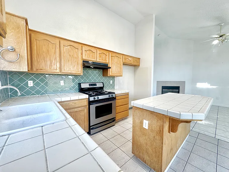 2561 Goldeneye Dr — Photo 22