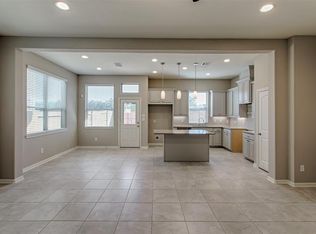 303 Biltmore Loop, Montgomery, TX 77316