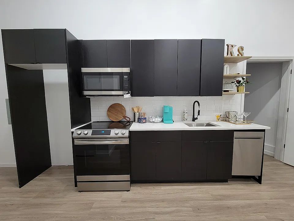 1st image of 557 Market St #4E
