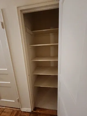 Rented by Queens Apartments Realty LLC | media 10