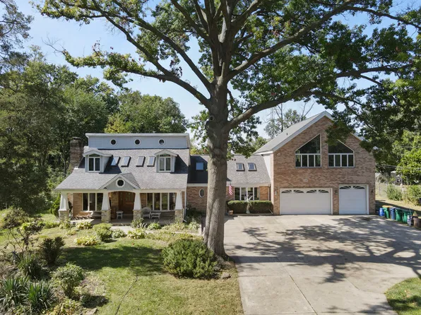 2N584 S Ardmore Ave, Villa Park, IL 60181