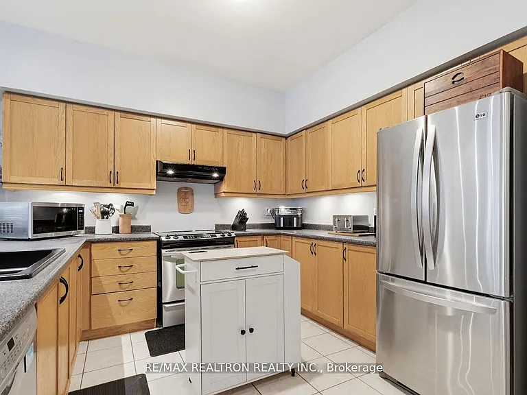 81 Valridge Dr #35 — Photo 5