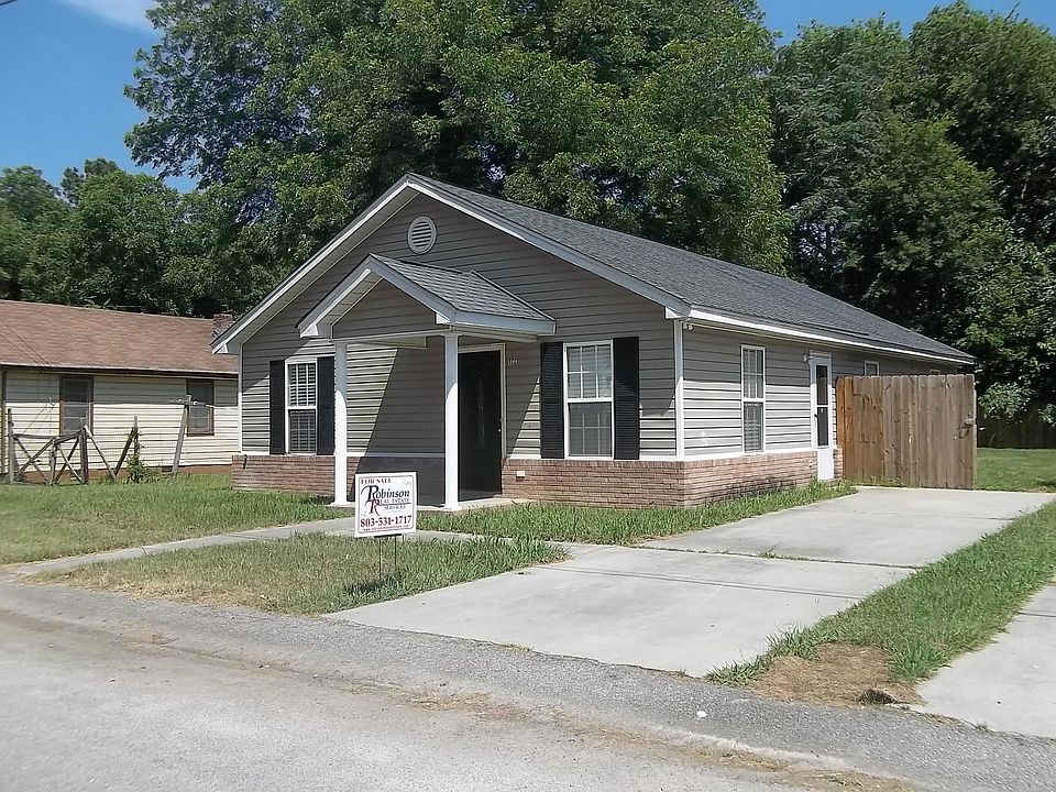 1st image of 922 Woods St