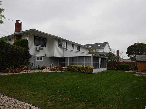 3rd image of 179 Sycamore Ave
