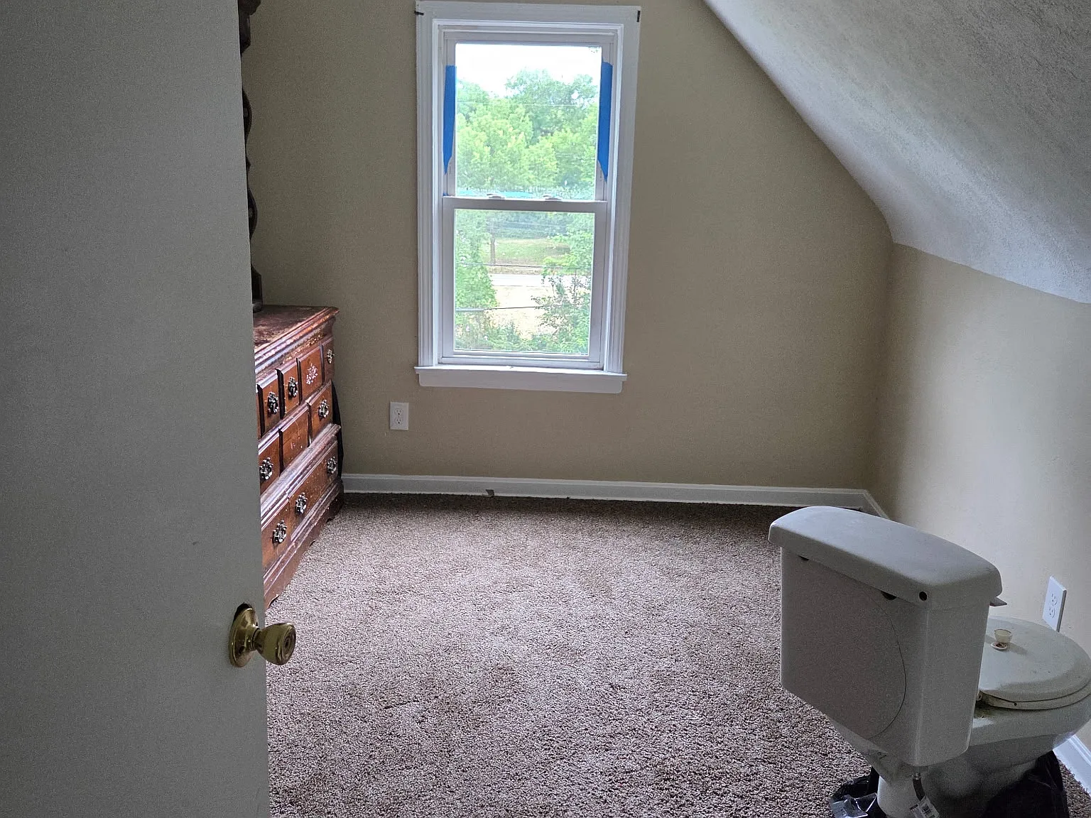 7 bed, $1,550 — Photo 4