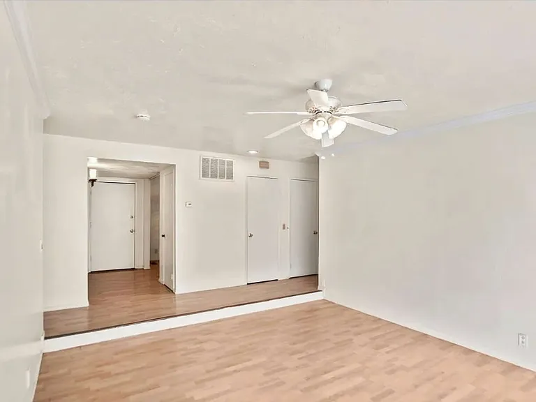 335 Spode Way — Photo 4