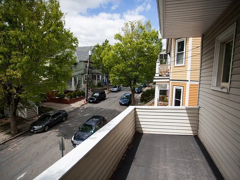 75 Bartlett St #3 — Photo 4