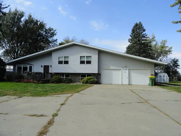 1120 8th Ave SW, Pipestone, MN 56164