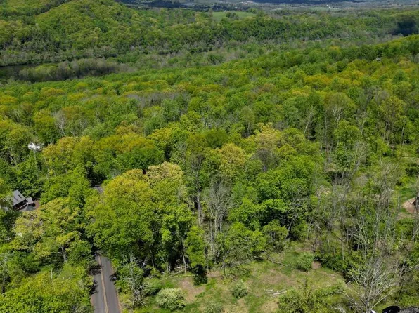 1943 Ringing Rocks Rd, Upper Black Eddy, PA 18972