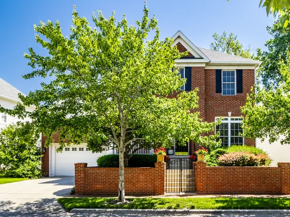 8071 Hopkins Ln, Indianapolis, IN 46250