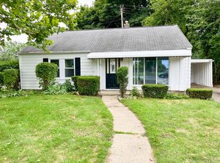 12911 W Nine Mile Rd, Oak Park, MI 48237