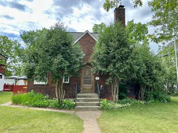 116 E Somo Ave, Tomahawk, WI 54487