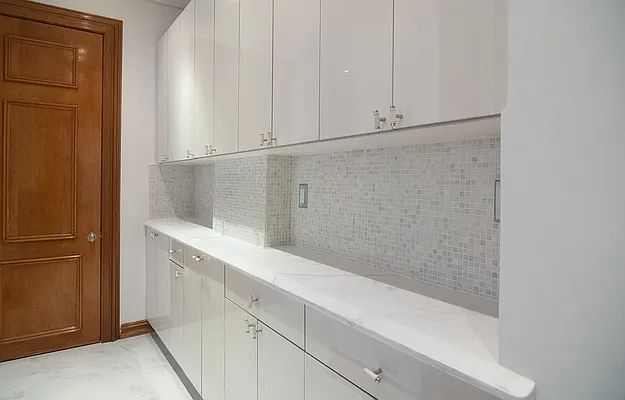 Rented by WAM Partners - William Moses Co. | media 8