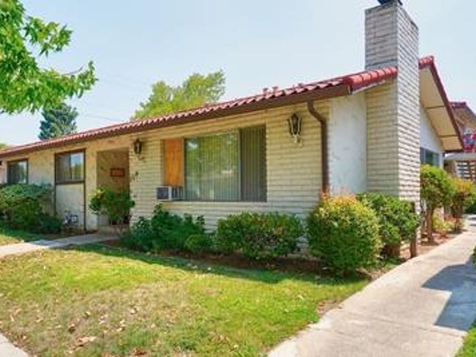 1st image of 220 Adler Ave #2
