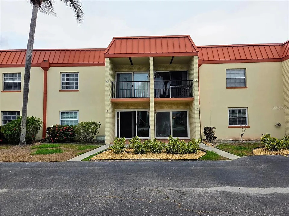 10365 Paradise Blvd #13
