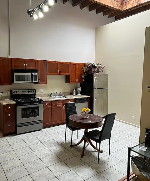 1503-1505 S Michigan Ave #1 — Photo 3