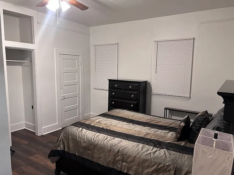 1510 N Poplar St — Photo 9