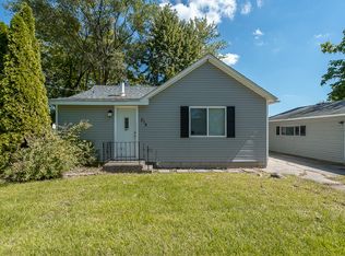 215 N 2nd Ave, Coal City, IL 60416