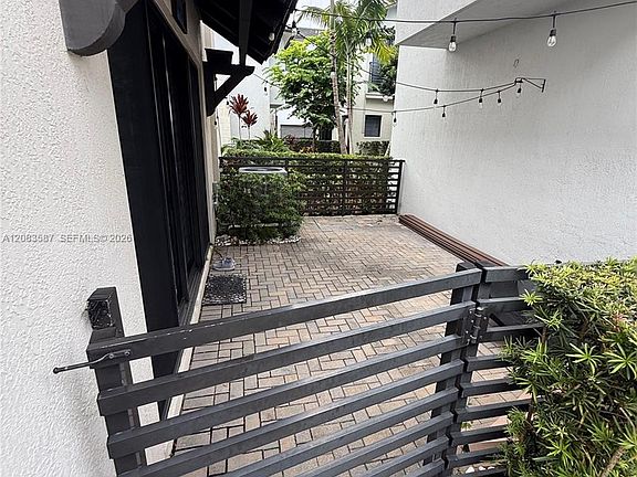 4th image of 8253 NW 47th Ln