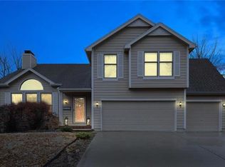 5812 N Polk Dr, Kansas City, MO 64151