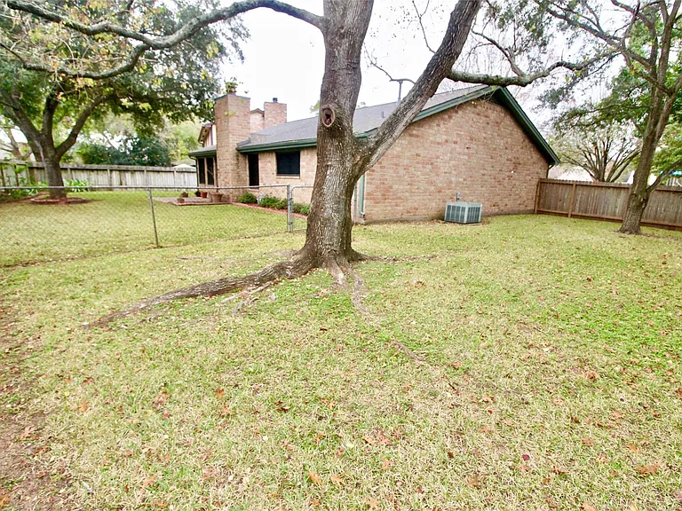 3146 Wagon Trail Dr — Photo 14