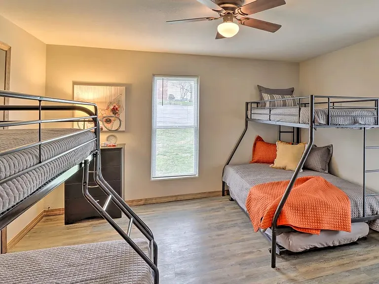 204 W Trish Knight St — Photo 15