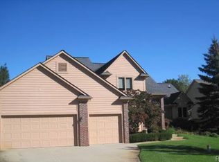 3560 Stoneridge Ct, Commerce Twp, MI