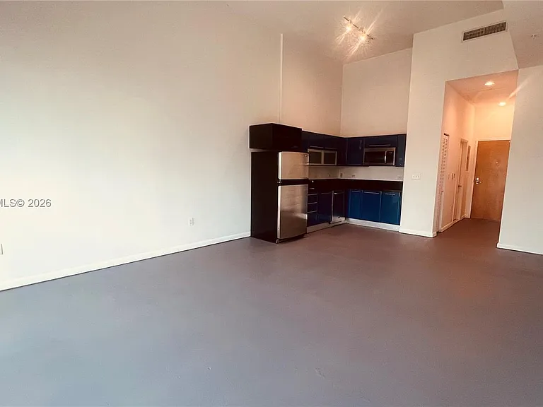 253 NE 2nd St #330 — Photo 11