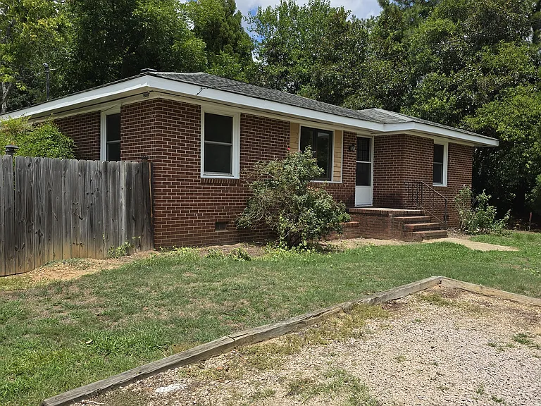 2540 Lake Wheeler Rd — Photo 15