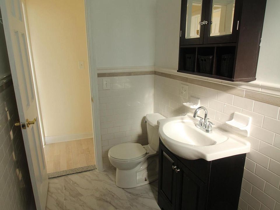 2nd image of 3100 Brighton 2nd St APT 1C