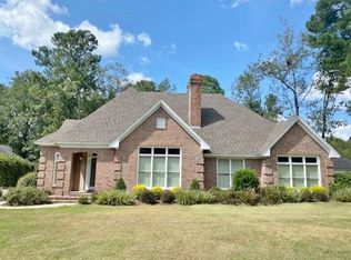 402 Hunters Gln, Valdosta, GA 31602