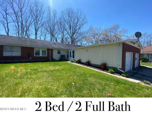 66 Dorchester Drive #B, Lakewood, NJ 08701