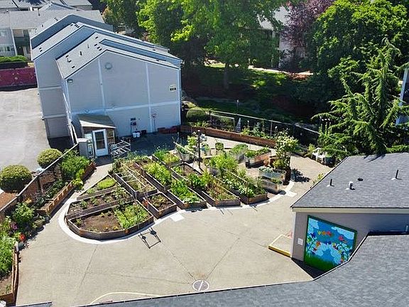 5th image of 10570 SE Cherry Blossom Dr #48