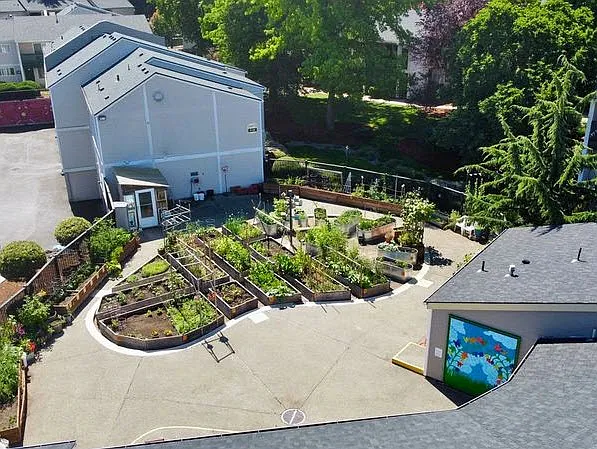 10570 SE Cherry Blossom Dr — Photo 6