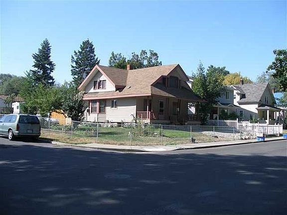 3rd image of 2128 E 4th Ave