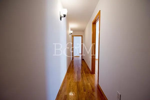 Rented by Brick&Mortar | media 17