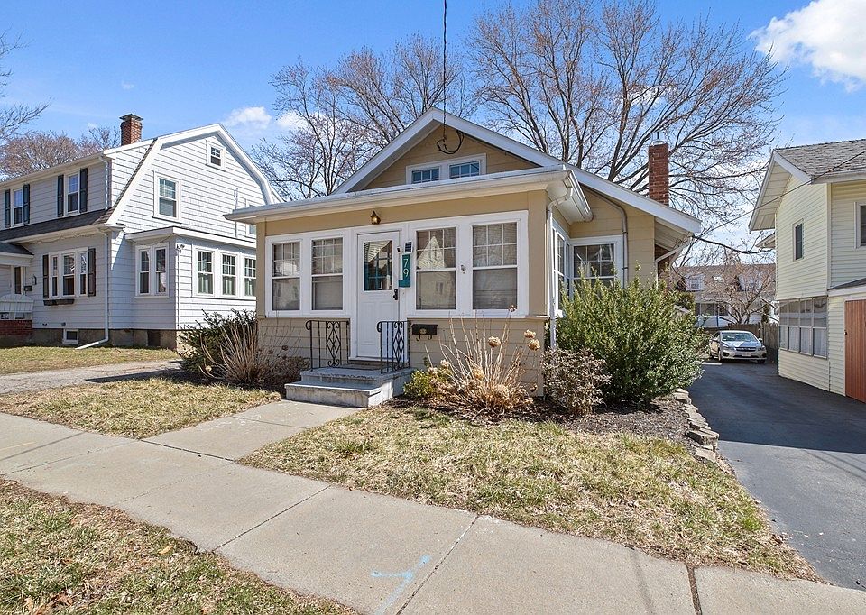 1st image of 79 E Elm Ave