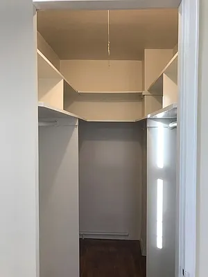 Rented by Prime Realty | media 33