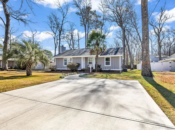 2405 Bert Dr, North Myrtle Beach, SC 29582